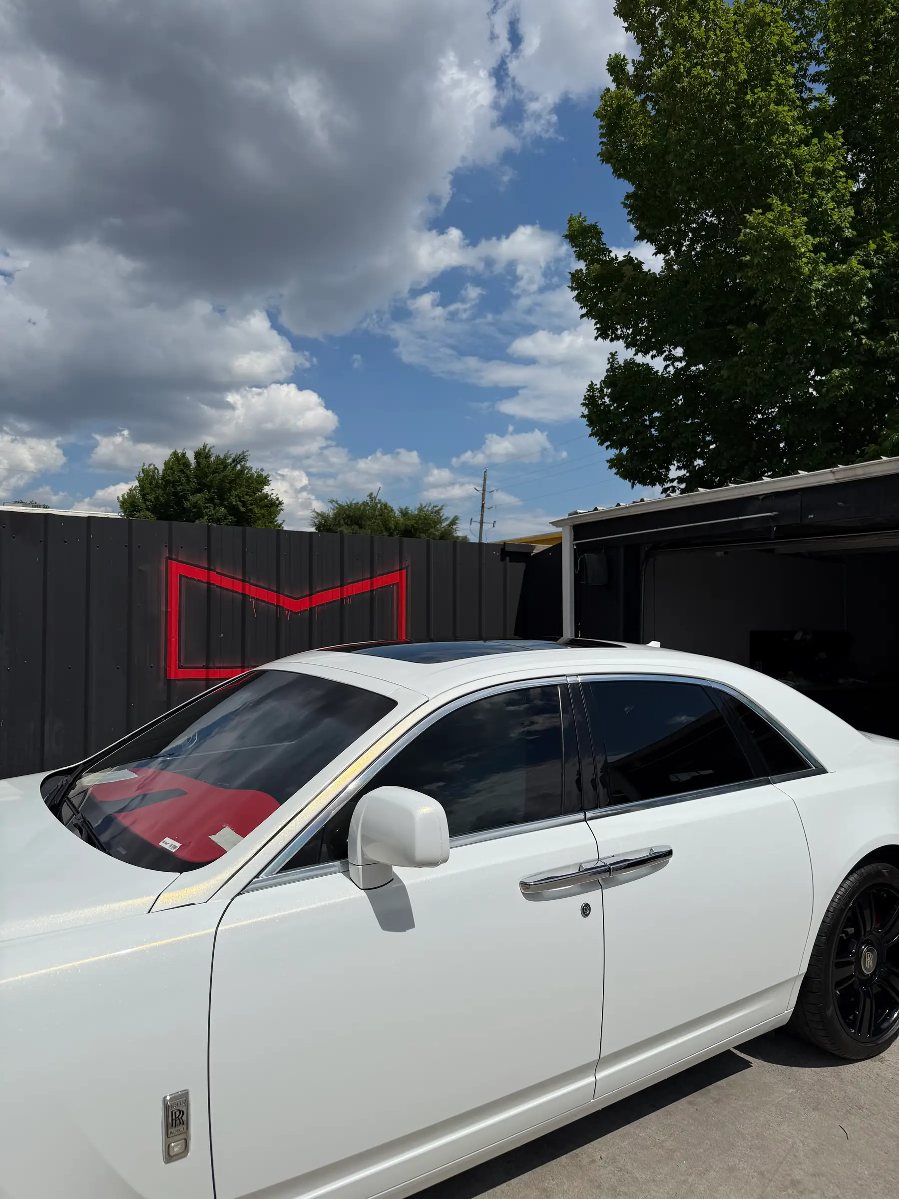 Rolls-Royce Ghost: Pearl White wrap, install in progress